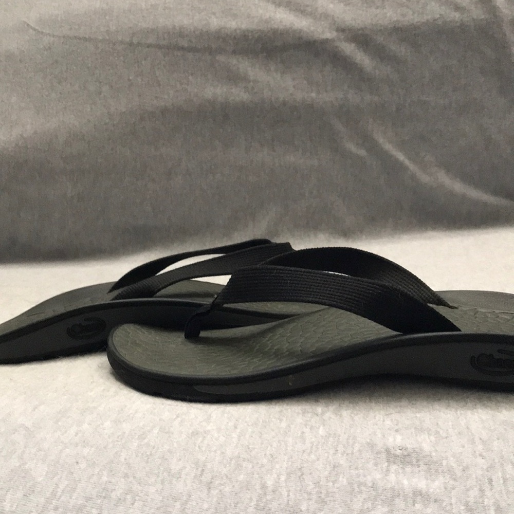 Chaco flip flop sandals